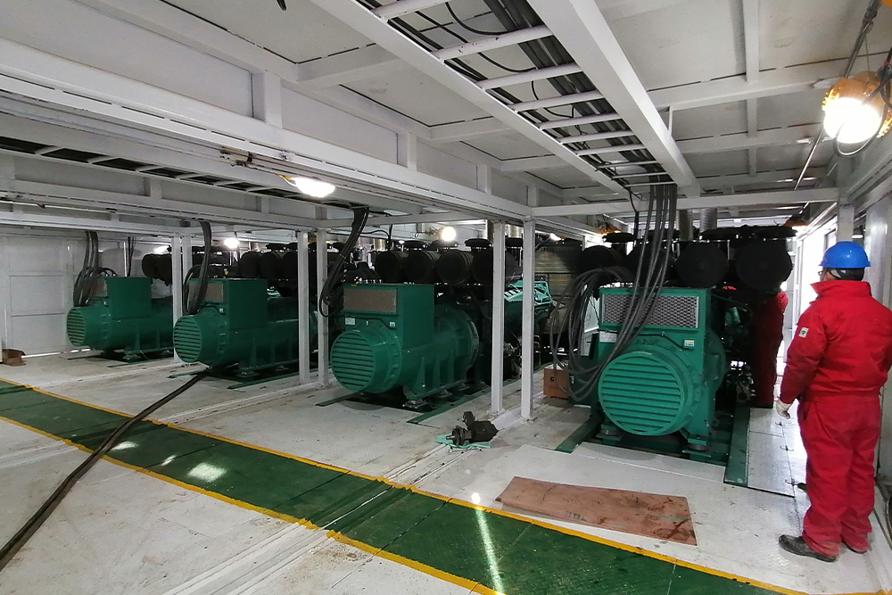 重慶康明斯沙漠油田.jpg 重慶康明斯沙漠油田.jpg