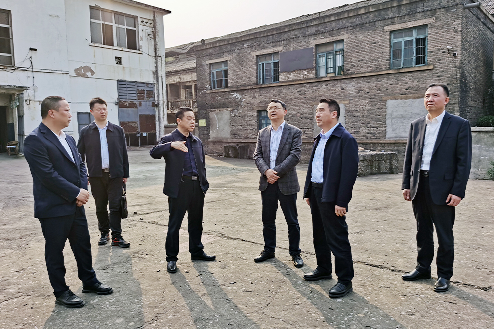 辛國(guó)榮001.jpg 辛國(guó)榮001.jpg